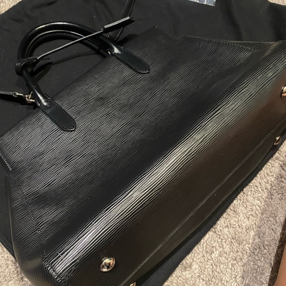 Louis Vuitton Marly Handbag Epi Leather MM - Picture 5 of 8